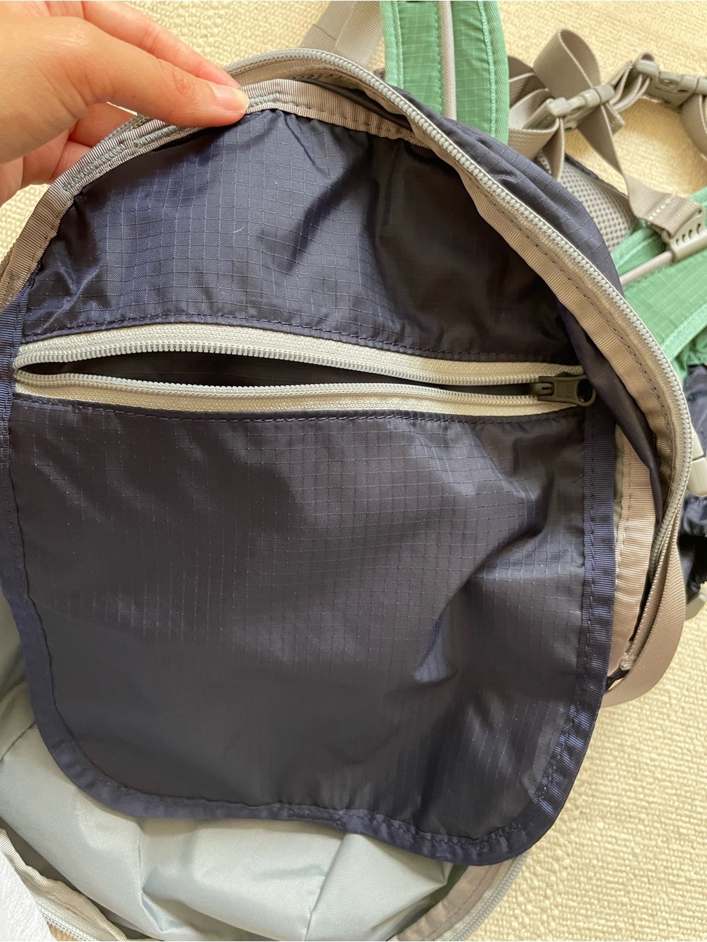 LL Bean Stowaway Backpack Day Pack Lightweight Trail Bike Ripstop - Picture 9 of 10